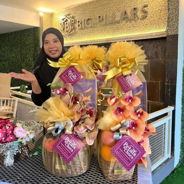 Petals and Chocs gallery image