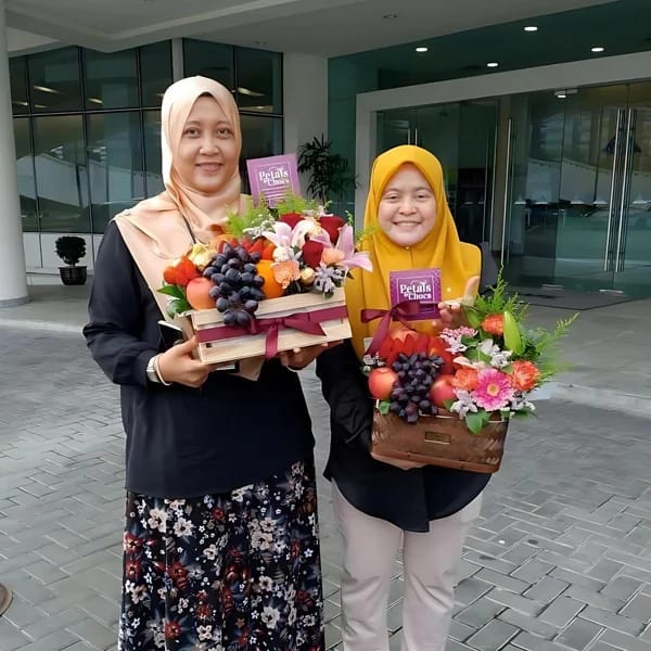 Petals and Chocs gallery image
